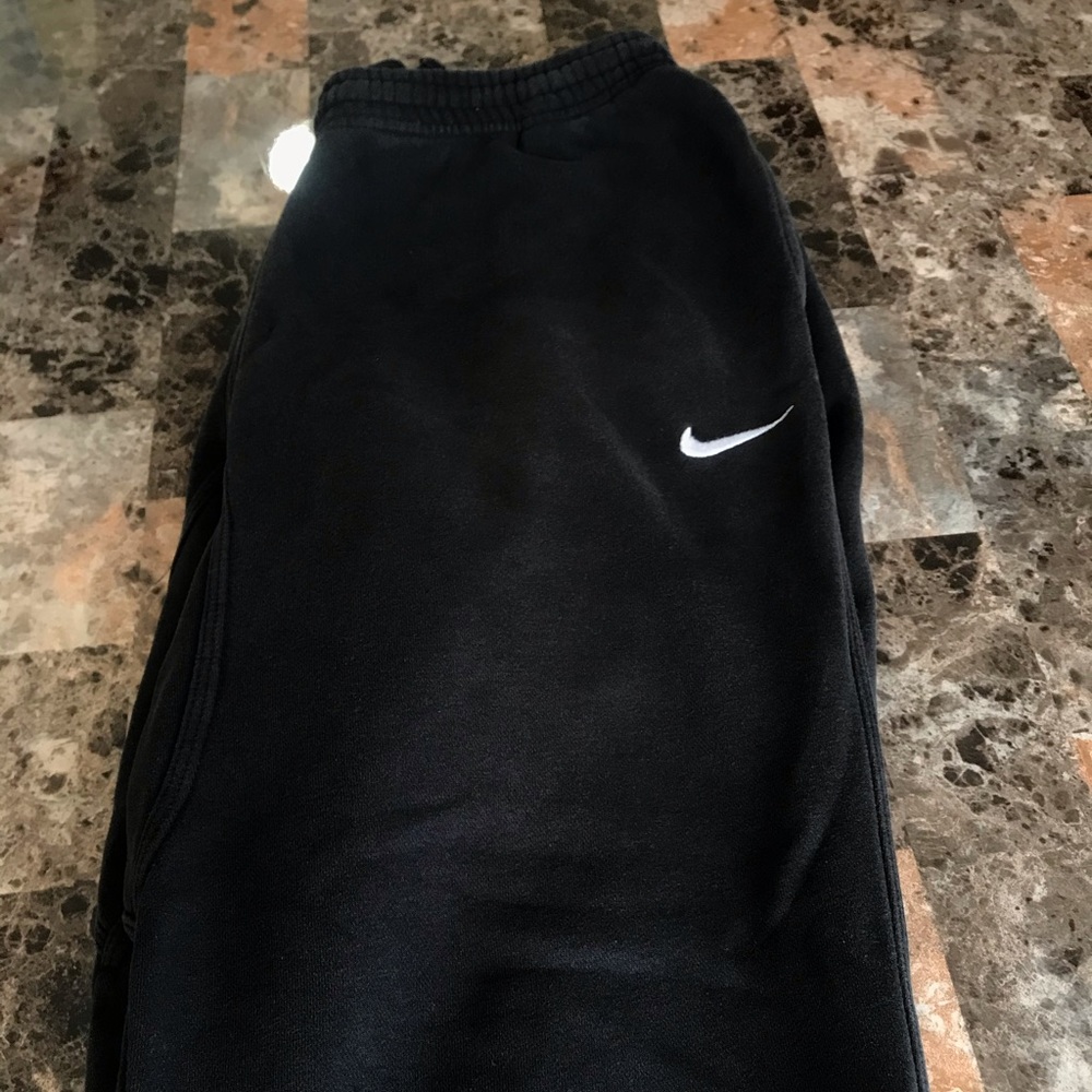 Nike Men’s sweatpants